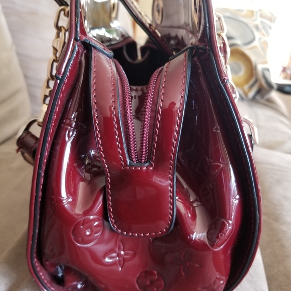 Louis Vuitton Purse - Picture 2 of 3